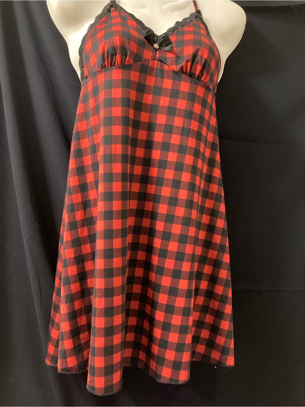 La Vie En Rose Red & Black Plaid Lace-Trim Slip Chemise